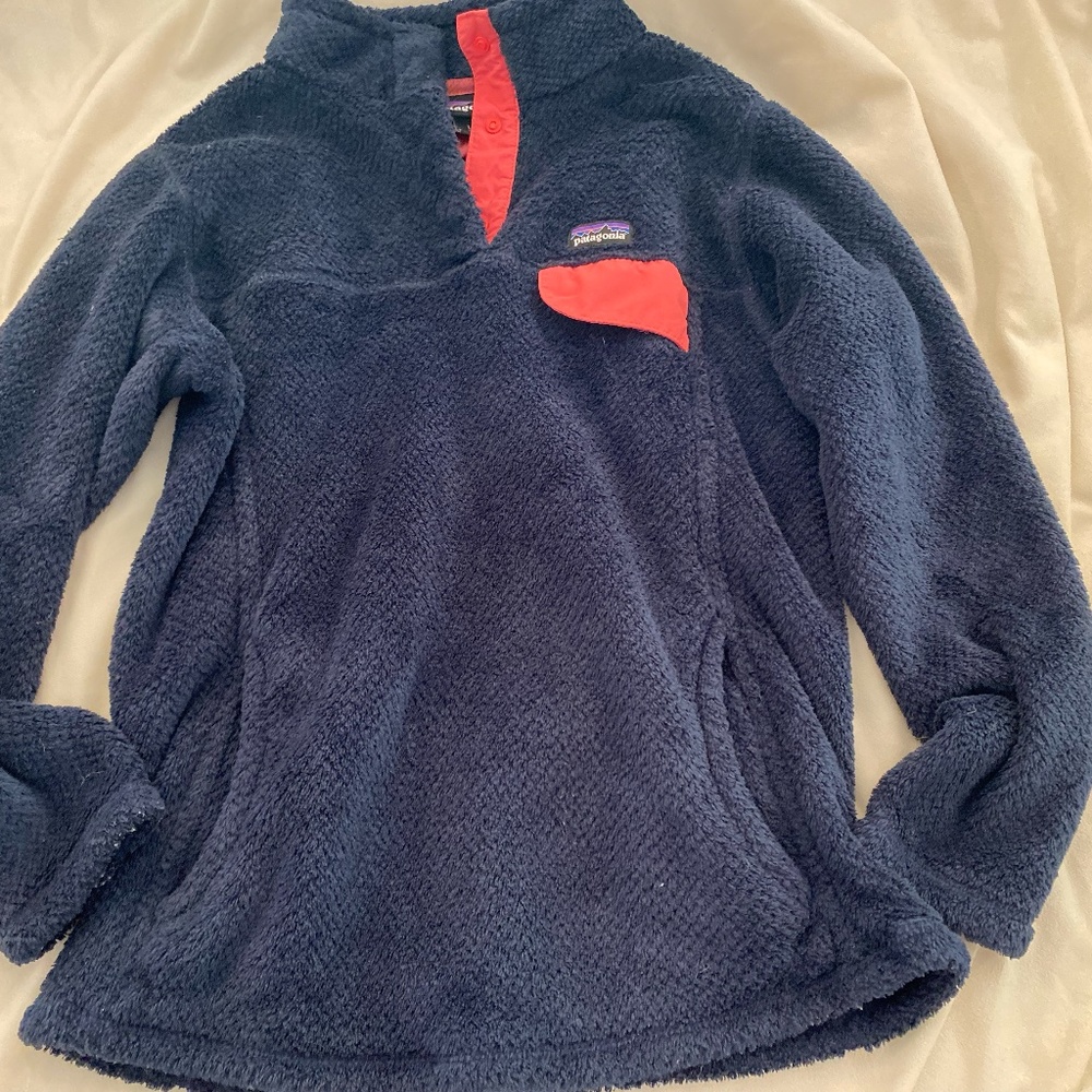 Patagonia Navy and Pink Pullover Fleece